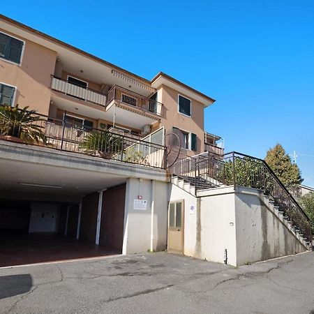 Seaview Apartment Imperia Eksteriør bilde