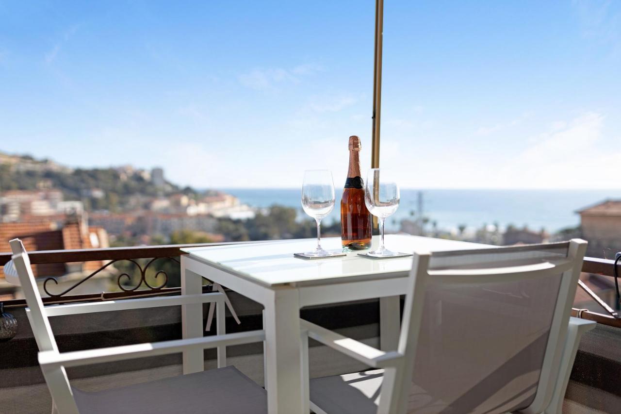 Seaview Apartment Imperia Eksteriør bilde